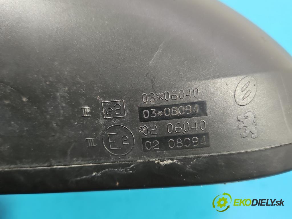 Peugeot 308 I 2007-2013 1.6 16V 120 hp manual 88 kW 1598 cm3 5- zpětné zrcátko levé  (Klika dveří ostatní)