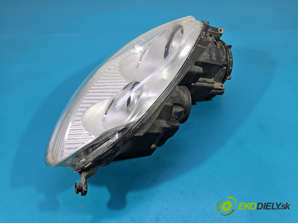 Vw Jetta V 2005-2010 1.6 SR 102 HP manual 75 kW 1595 cm3 4- Reflektor: pravý 1K6941006P (Svetlo predné pravé)
