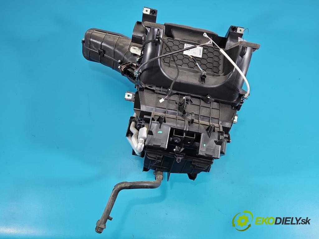Dacia Lodgy 2012-2022 1.6 16V 102 hp manual 75 kW 1598 cm3 5- radiátor 5P3721000D (Radiátor topení)