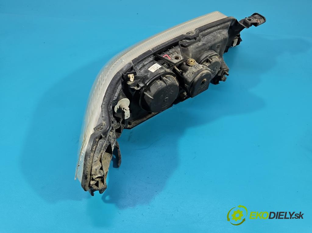 Renault Laguna II 2001-2007 1.9 DCI 120 HP manual 88 kW 1870 cm3 5- Reflektor: ľavý 8200002845 (Kľučka dverí ostatné)