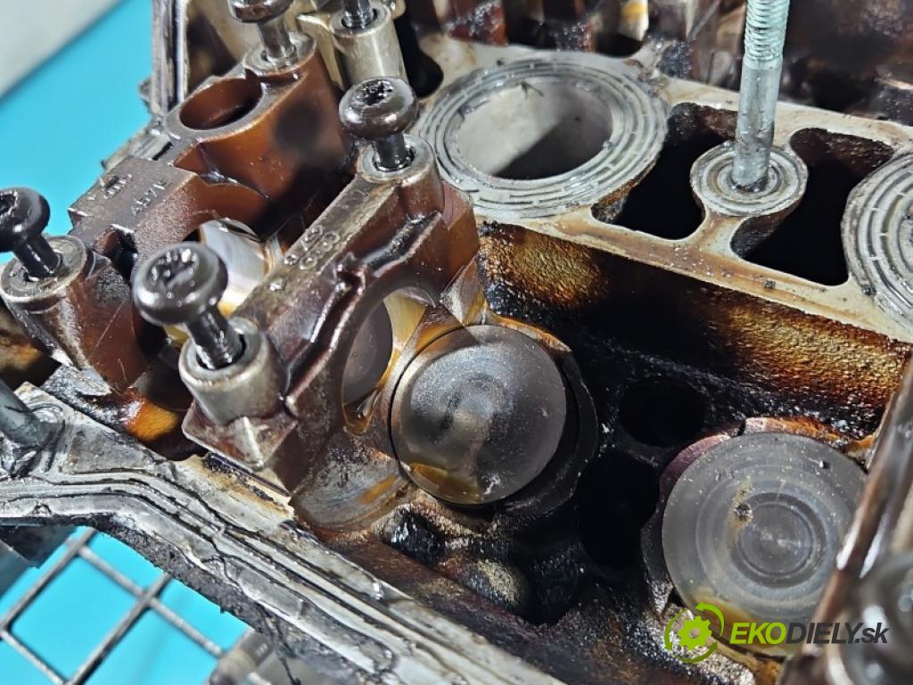 Audi A3 8L 1996-2003 1.8 T 150 hp manual 110 kW 1781 cm3 3- hlava motoru 058103373A