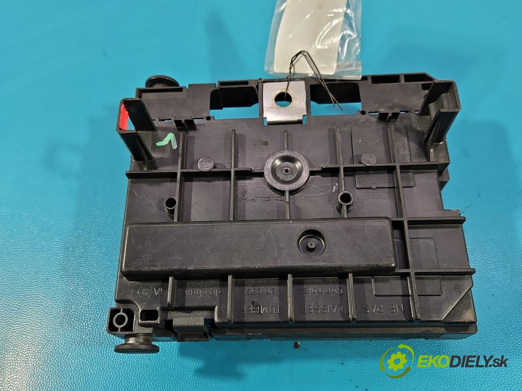 Peugeot 308 I 2007-2013 1.6 16V 120 HP manual 88 kW 1598 cm3 5- riadiaca jednotka ostatné 9664706280
