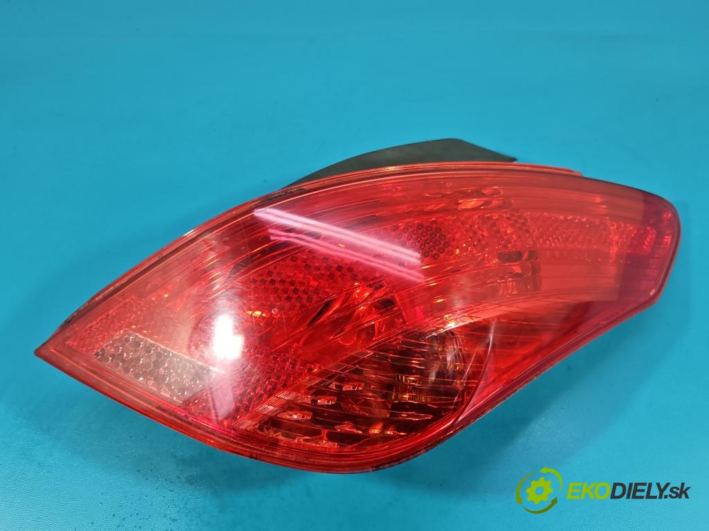 Peugeot 308 I 2007-2013 1.6 16V 120 hp manual 88 kW 1598 cm3 5- světlo zadní pravé blatník: 