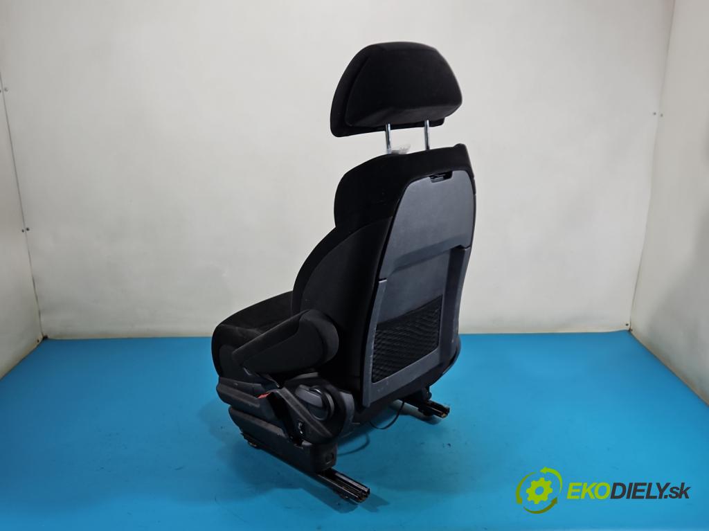Citroen C4 Grand picasso I 2006-2013 2.0 HDI 136 HP automatic 100 kW 1997 cm3 5- Sedačka pravý  (Sedadlo)