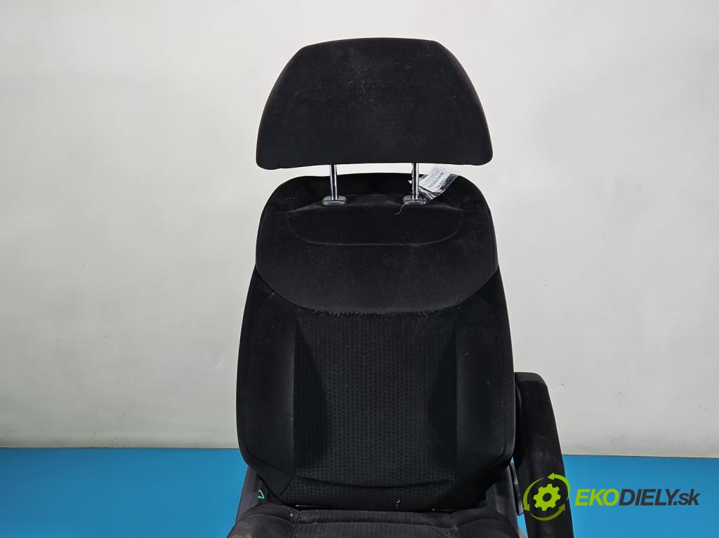 Citroen C4 Grand picasso I 2006-2013 2.0 HDI 136 HP automatic 100 kW 1997 cm3 5- Sedačka pravý  (Sedadlo)