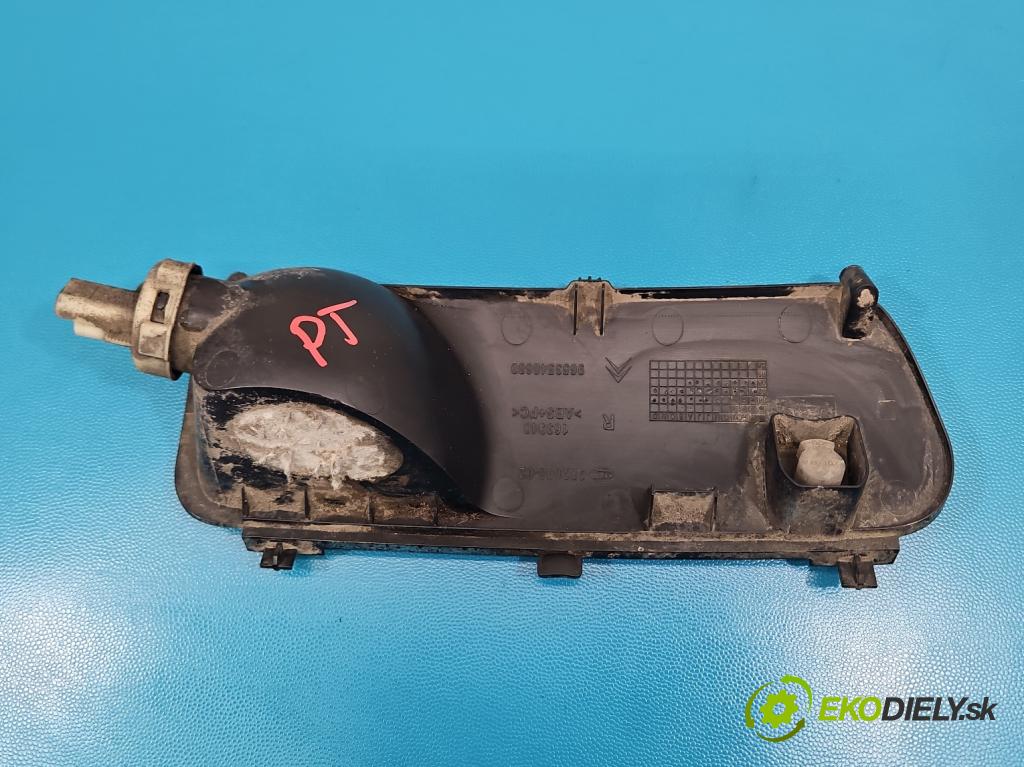 Citroen C4 Grand picasso I 2006-2013 2.0 HDI 136 HP automatic 100 kW 1997 cm3 5- svetlo / reflektor zadné pravé nárazník 982008-02