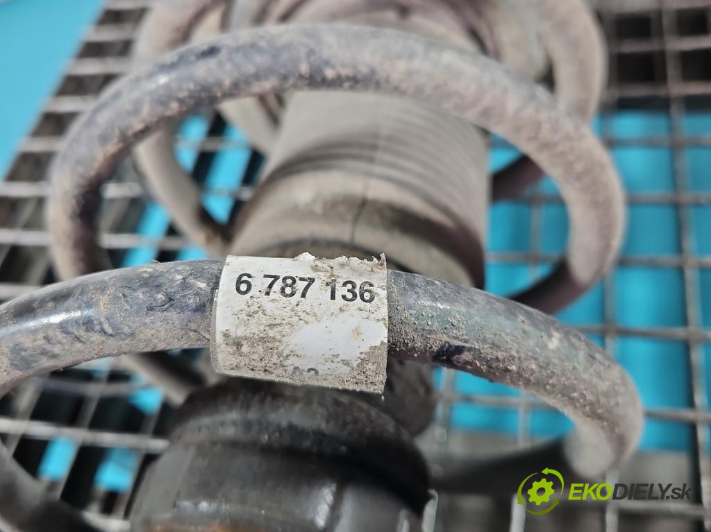 Bmw X3 F25 2010-2017 2.0d 184hp automatic 135 kW 1995 cm3 5- pružina predné 6787136