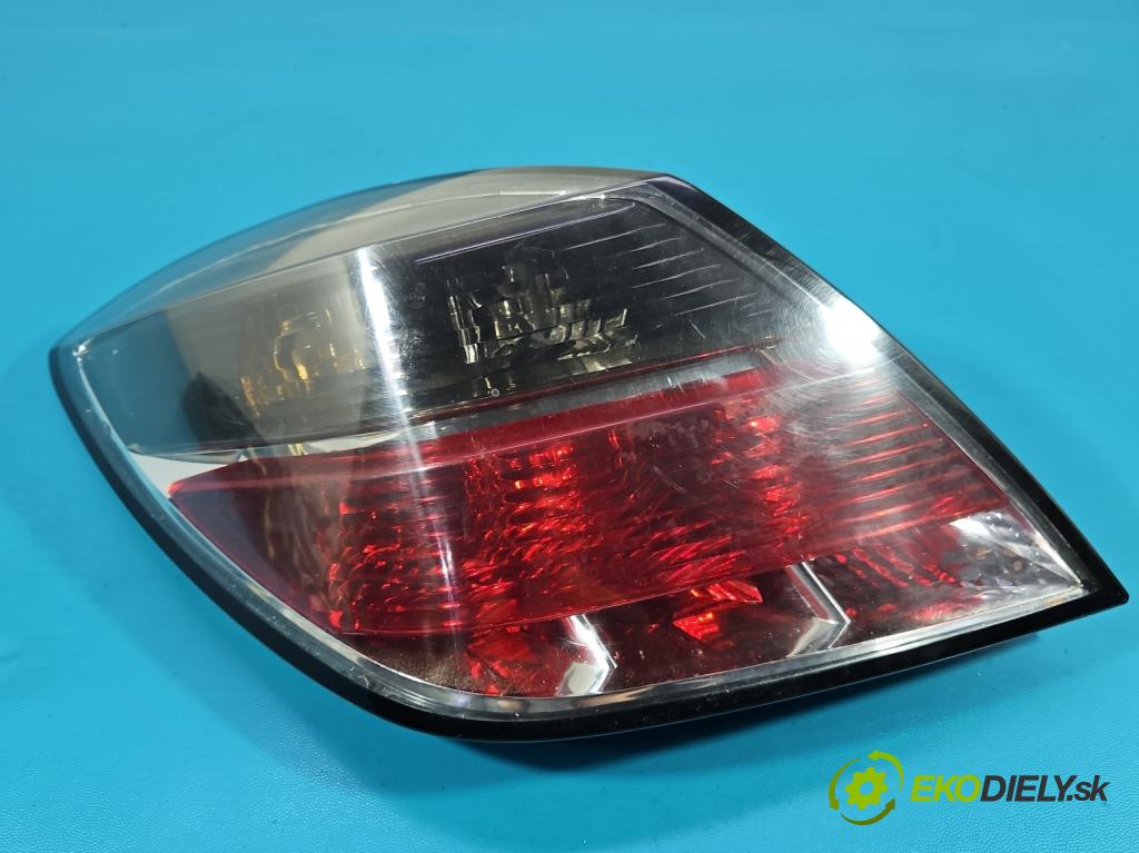 Opel Astra III 2004-2014 1.3 cdti 90 HP manual 66 kW 1248 cm3 3- svetlo / reflektor zadné ľavé blatník 