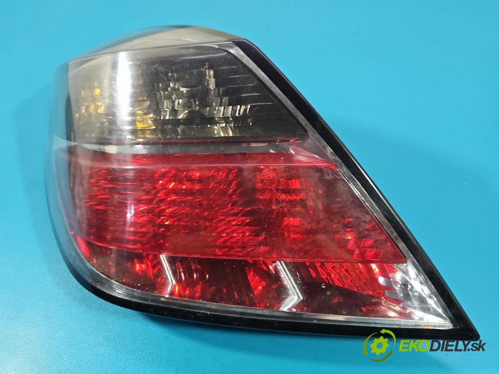 Opel Astra III 2004-2014 1.3 cdti 90 hp manual 66 kW 1248 cm3 3- světlo zadní levé blatník: