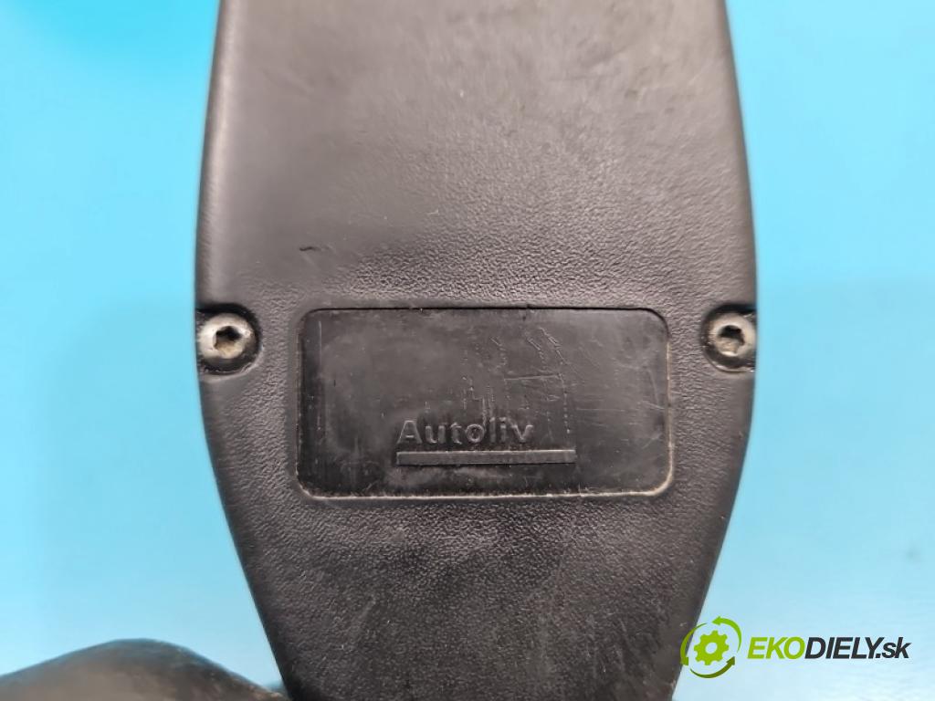 Renault Kangoo II 2008- 1.5 dci 68 hp manual 50 kW 1461 cm3 4- stěna bezpečnost přední levý 8200448753