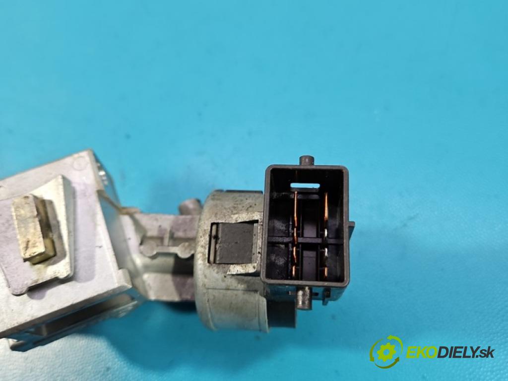 Mazda 5  2005-2010 2.0 16V 145 hp manual 107 kW 1999 cm3 5- řídící jednotka motoru LFD718881C
