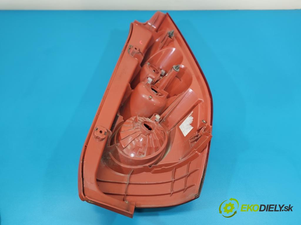 Mazda 5  2005-2010 2.0 16V 145 HP manual 107 kW 1999 cm3 5- svetlo / reflektor zadné ľavé blatník