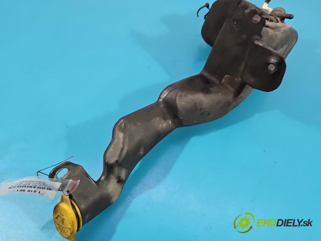 Opel Astra III 2004-2014 1.3 cdti 90 hp manual 66 kW 1248 cm3 3- nádržka tekutina: ostřikovačů