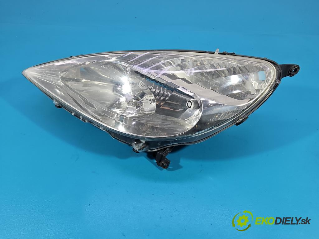 Peugeot 607 2.2 hdi 133 HP manual 98 kW 2179 cm3 4- Reflektor: ľavý 9641958880 (Kľučka dverí ostatné)