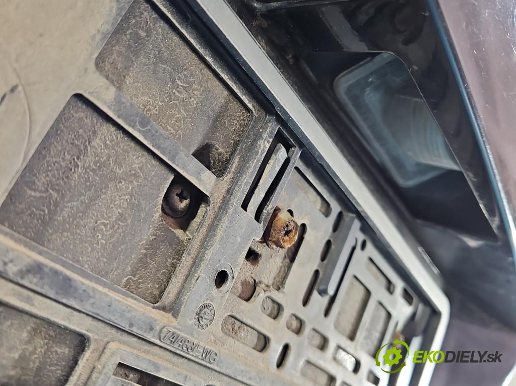 Mazda 5 2005-2010 2.0 16V 145 HP manual 107 kW 1999 cm3 5- zadna kufor (Kapota zadná (kufor))