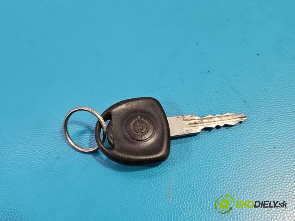 Opel Corsa C 2000-2006 1.2 16V 75 hp manual 55 kW 1199 cm3 5- řídící jednotka motoru 0261206074