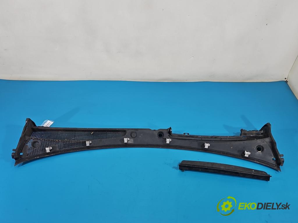 Renault Kangoo II 2008- 1.5 dci 68 HP manual 50 kW 1461 cm3 4- torpédo 8200439131 (Torpédo (plast pod čelným sklom))