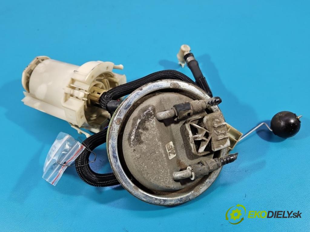 Opel Corsa C 2000-2006 1.2 16V 75 HP manual 55 kW 1199 cm3 5- čerpadlo palivo 