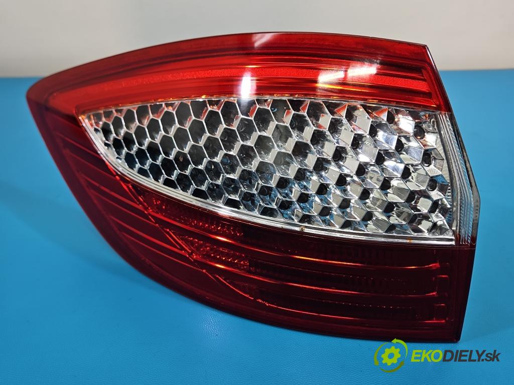 Ford Mondeo Mk4 2007-2014 1.8 tdci 101 HP manual 74 kW 1799 cm3 5- svetlo / reflektor zadné ľavé blatník 7S71-13405-B