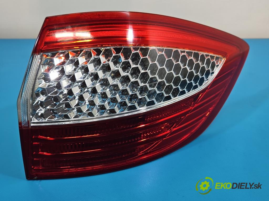 Ford Mondeo Mk4 2007-2014 1.8 tdci 101 HP manual 74 kW 1799 cm3 5- svetlo / reflektor zadné pravé blatník 7S71-13404-3