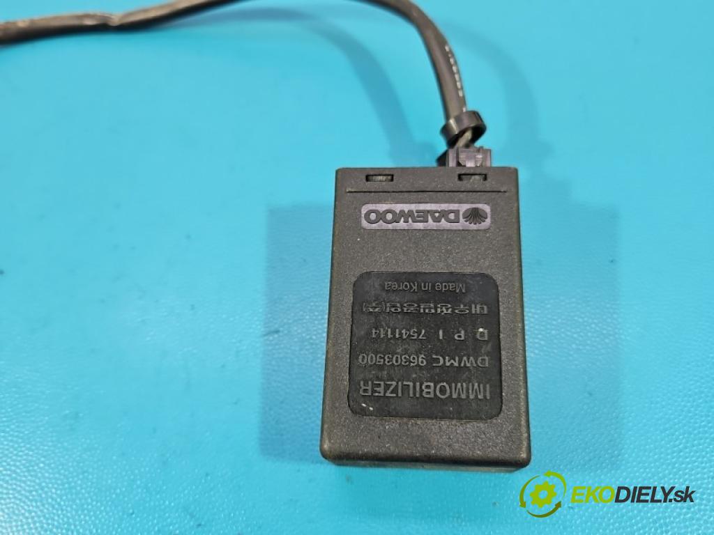 Daewoo Lanos 1.5 16v 99 hp manual 73 kW 1498 cm3 4- řídící jednotka motoru 16246137