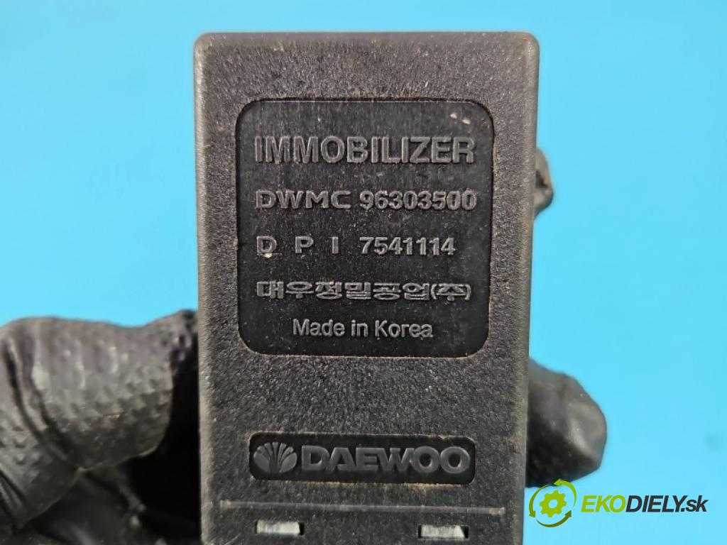 Daewoo Lanos 1.5 16v 99 hp manual 73 kW 1498 cm3 4- řídící jednotka motoru 16246137