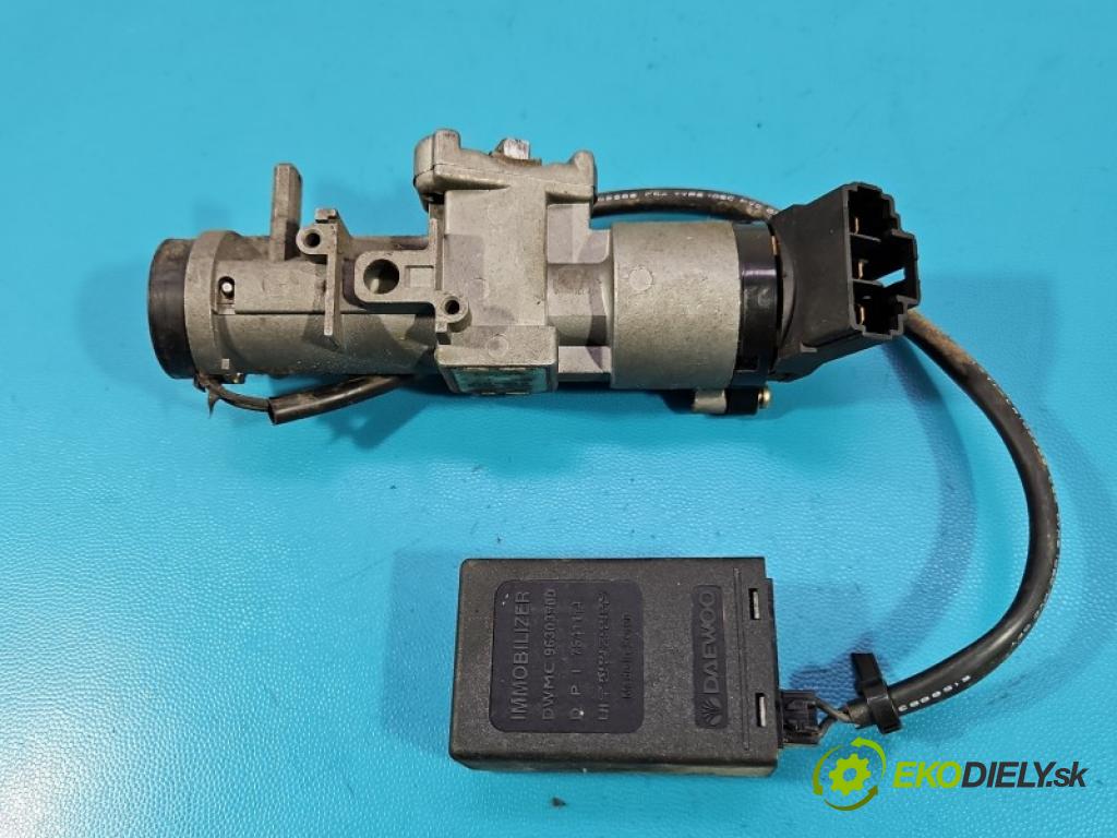 Daewoo Lanos 1.5 16v 99 hp manual 73 kW 1498 cm3 4- řídící jednotka motoru 16246137