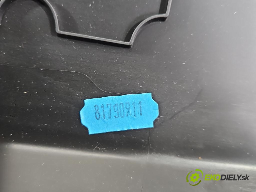 Peugeot 5008 II 2017-2024 1.5 hdi 131 HP automatic 96 kW 1499 cm3 5- Čalounictví: kufrové dvere 9815976977