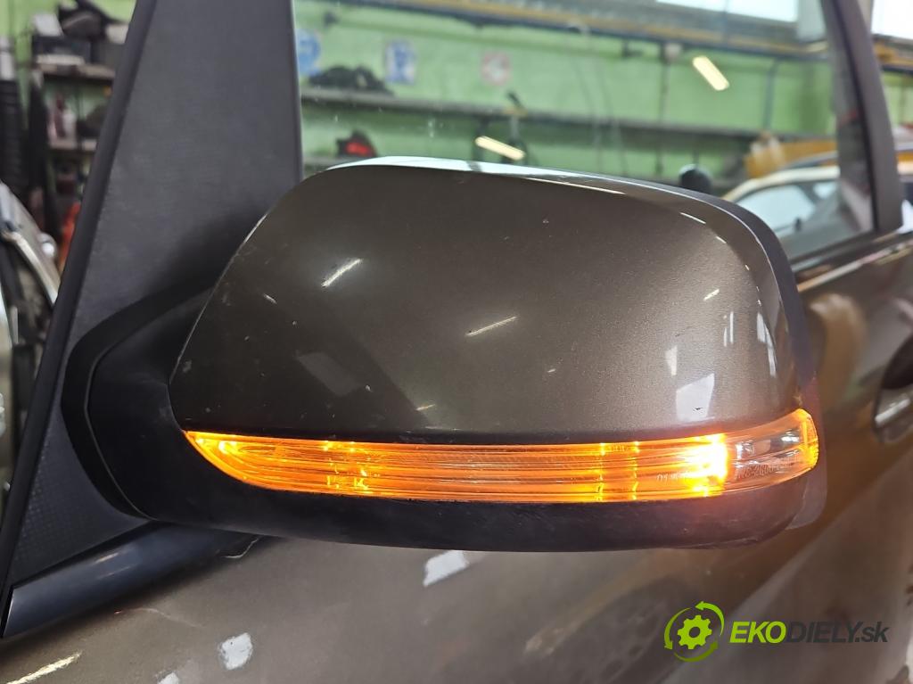 Mercedes B W245 2005-2011 2.0 16v 116 HP manual 85 kW 2034 cm3 5- zrkadlo ľavé  (Kľučka dverí ostatné)