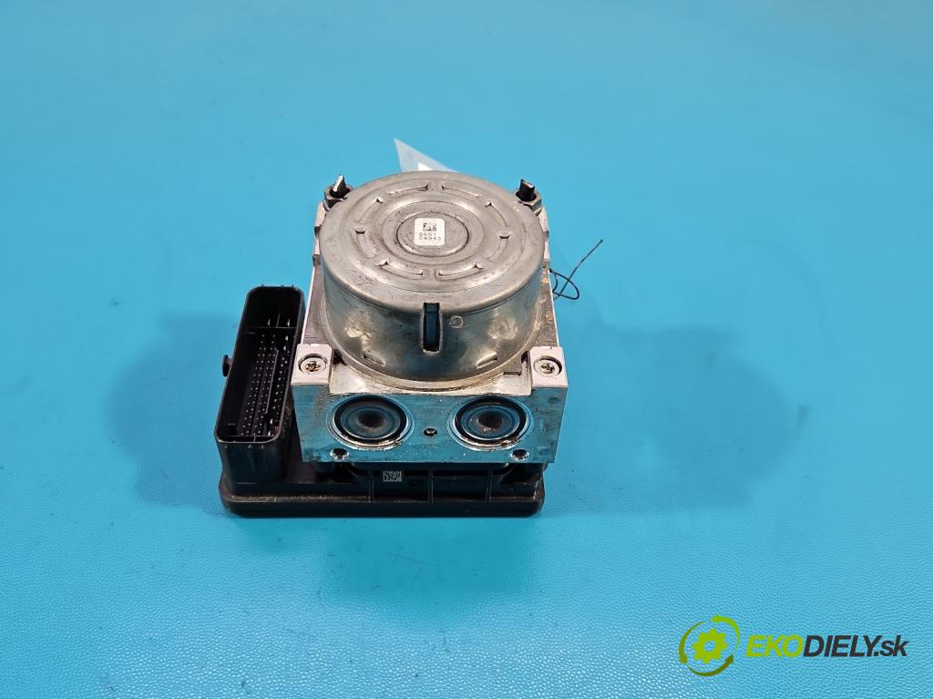Vw Golf VII 2012-2020 1.4 TSI 140 hp manual 103 kW 1395 cm3 5- čerpadlo abs 5Q0907379AA (Pumpa ABS)
