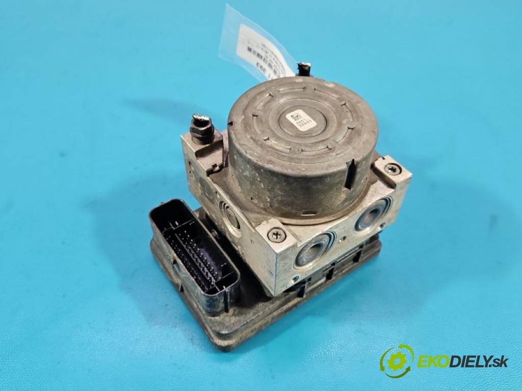 Skoda Octavia III 2013- 2.0 tdi 184hp automatic 135 kW 1968 cm3 5- čerpadlo abs 5Q0907379K (Pumpa ABS)