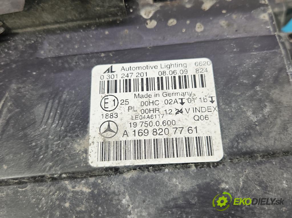 Mercedes B W245 2005-2011 2.0 16v 116 HP manual 85 kW 2034 cm3 5- Reflektor: ľavý A1698207761 (Kľučka dverí ostatné)