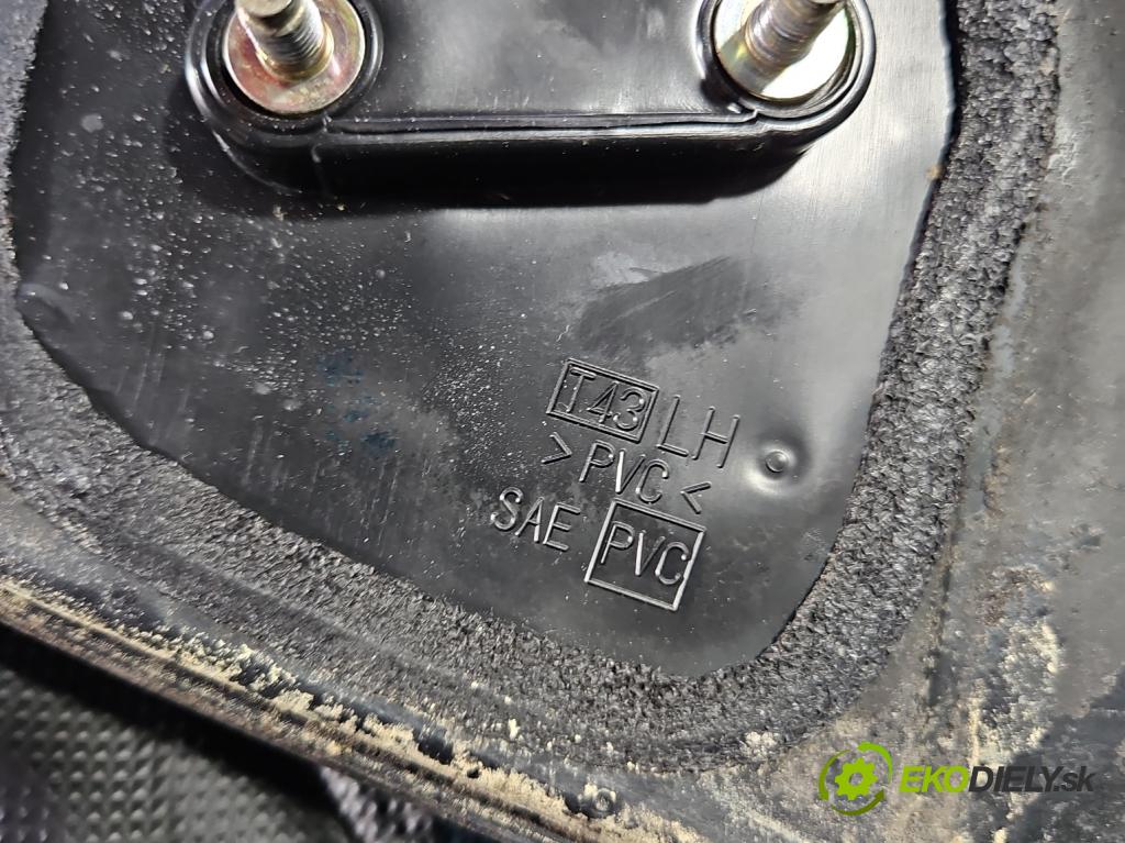 Toyota Yaris I 1999-2005 1.3 vvti 86 HP manual 63 kW 1299 cm3 3- zrkadlo ľavé  (Kľučka dverí ostatné)
