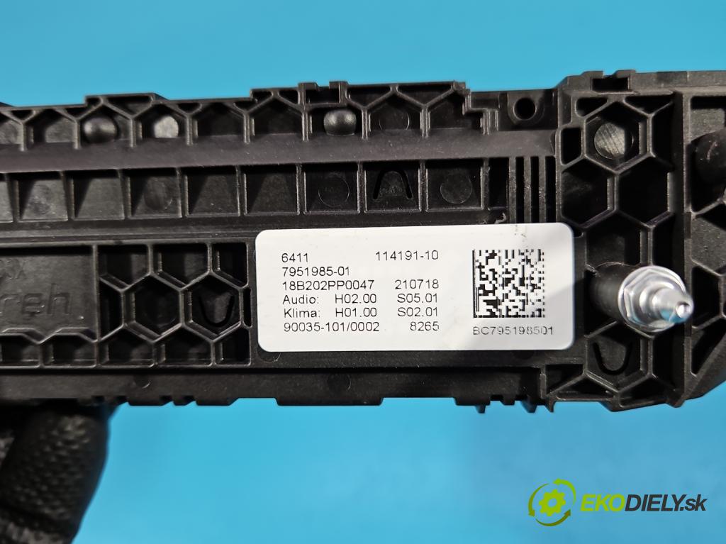 Bmw X3 G01 2017-2024 2.0d 190 hp automatic 140 kW 1995 cm3 5- palubní deska panel topení 7951985-01
