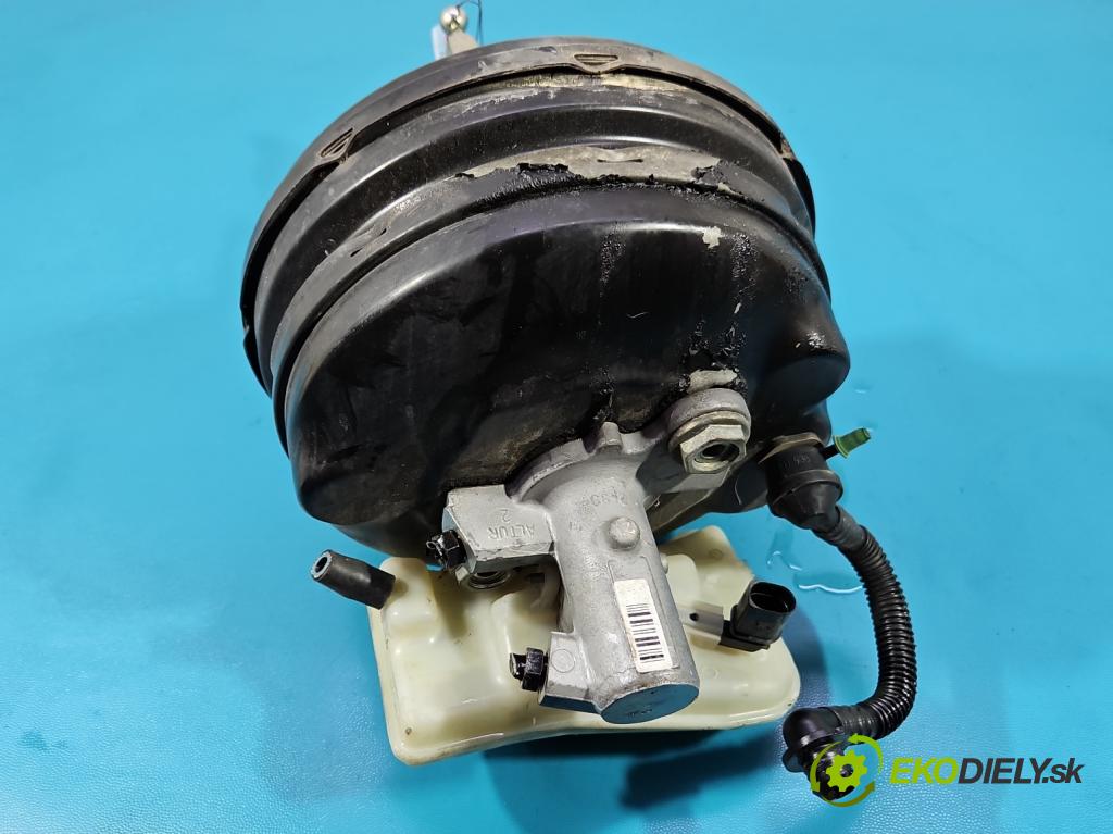 Audi A4 B6 2000-2004 2.0 20V 131 hp manual 96 kW 1984 cm3 4- servo posilovač 8E0612105J