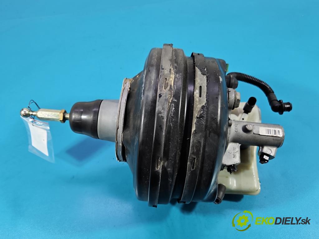 Audi A4 B6 2000-2004 2.0 20V 131 hp manual 96 kW 1984 cm3 4- servo posilovač 8E0612105J