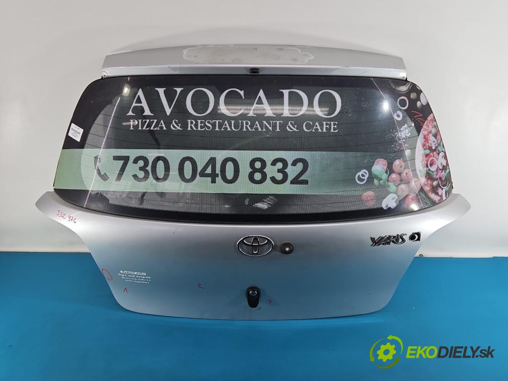 Toyota Yaris I 1999-2005 1.3 vvti 86 hp manual 63 kW 1299 cm3 3- zadní kufrové dveře  (Zadní kapota (kufr))