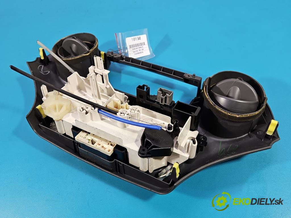 Toyota Yaris I 1999-2005 1.3 vvti 86 hp manual 63 kW 1299 cm3 3- palubní deska panel topení 758268-701D