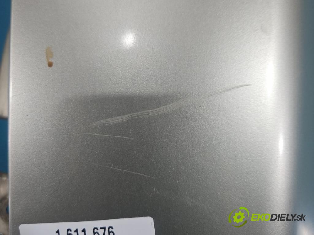 Opel Meriva A 2002-2010 1.7 cdti 101 hp manual 74 kW 1686 cm3 5- světlo zadní pravé blatník: 13130028