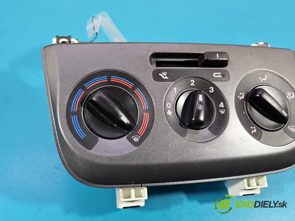 Fiat Linea 1.4 8v 77 hp manual 57 kW 1368 cm3 4- palubní deska panel topení