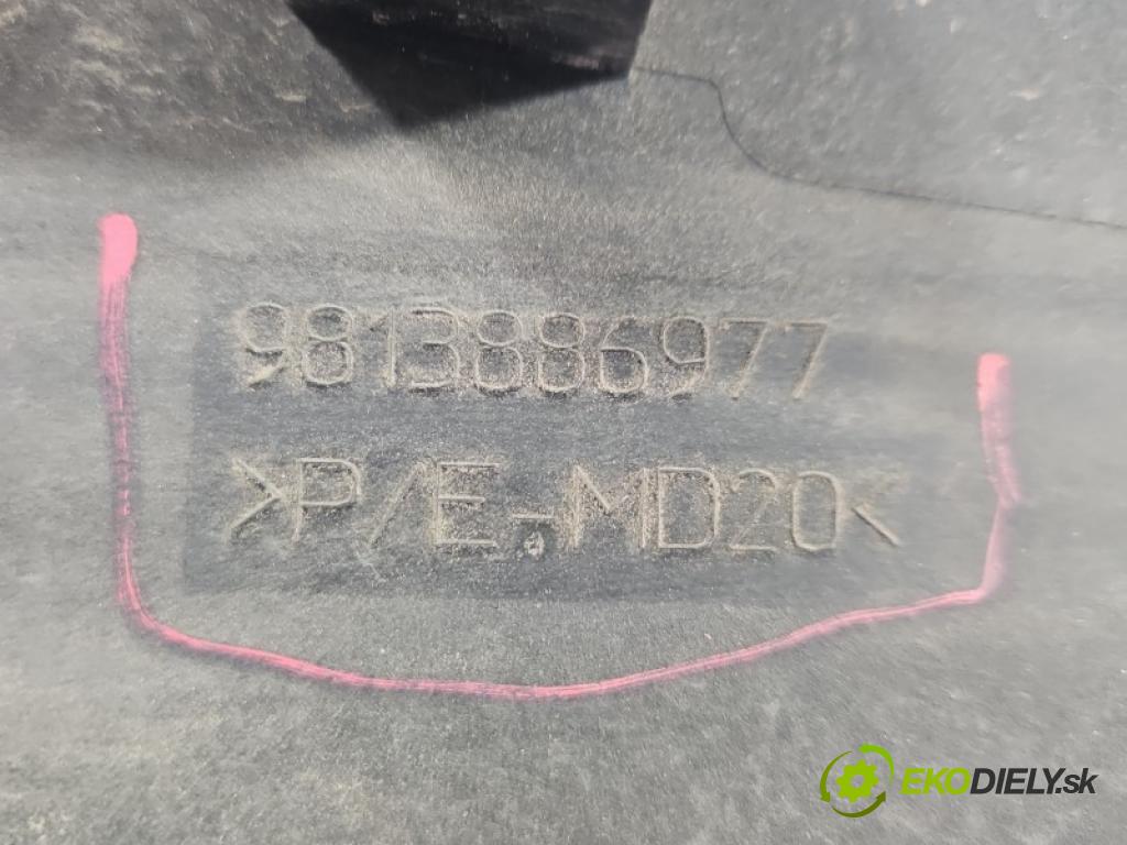 Peugeot 5008 II 2017-2024 1.5 hdi 131 HP automatic 96 kW 1499 cm3 5- lišta dvere zadné ľavé 9813886977