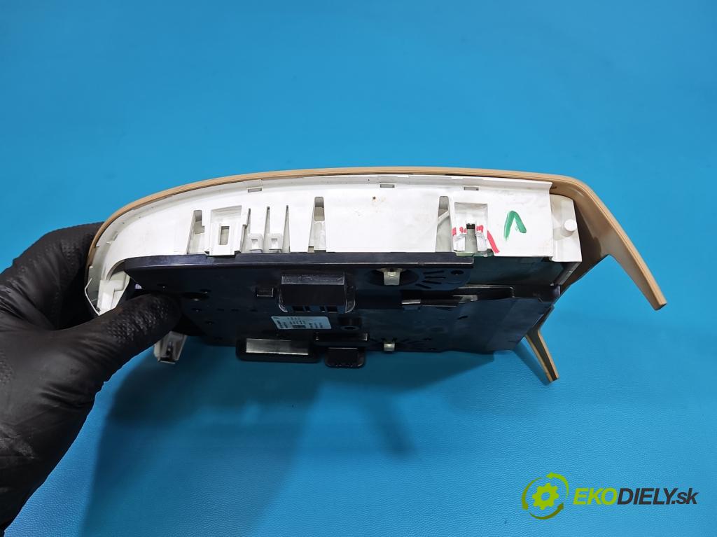 Porsche Panamera I 970 2009-2016 3.6 V6 310HP automatic 228 kW 3605 cm3 5- svetlo / reflektor interiéra 7PP919317
