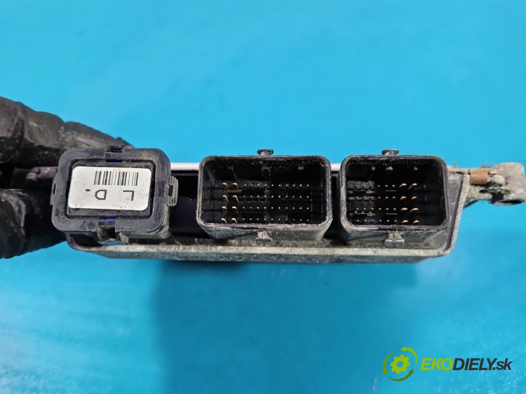 Mercedes B W245 2005-2011 2.0 16v 116 HP manual 85 kW 2034 cm3 5- riadiaca jednotka ostatné A2661531691