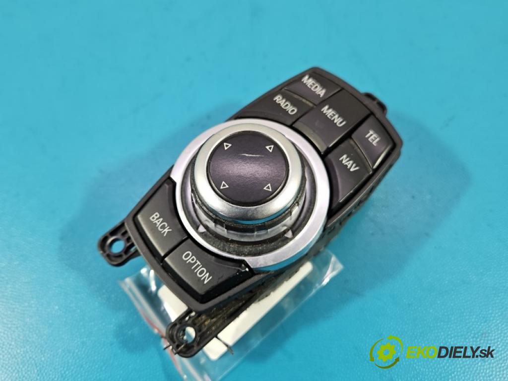 Bmw 1 F20 2011-2019 2.0d 184 hp manual 135 kW 1995 cm3 5- Přepínač rádia nebo navigace: 9267955