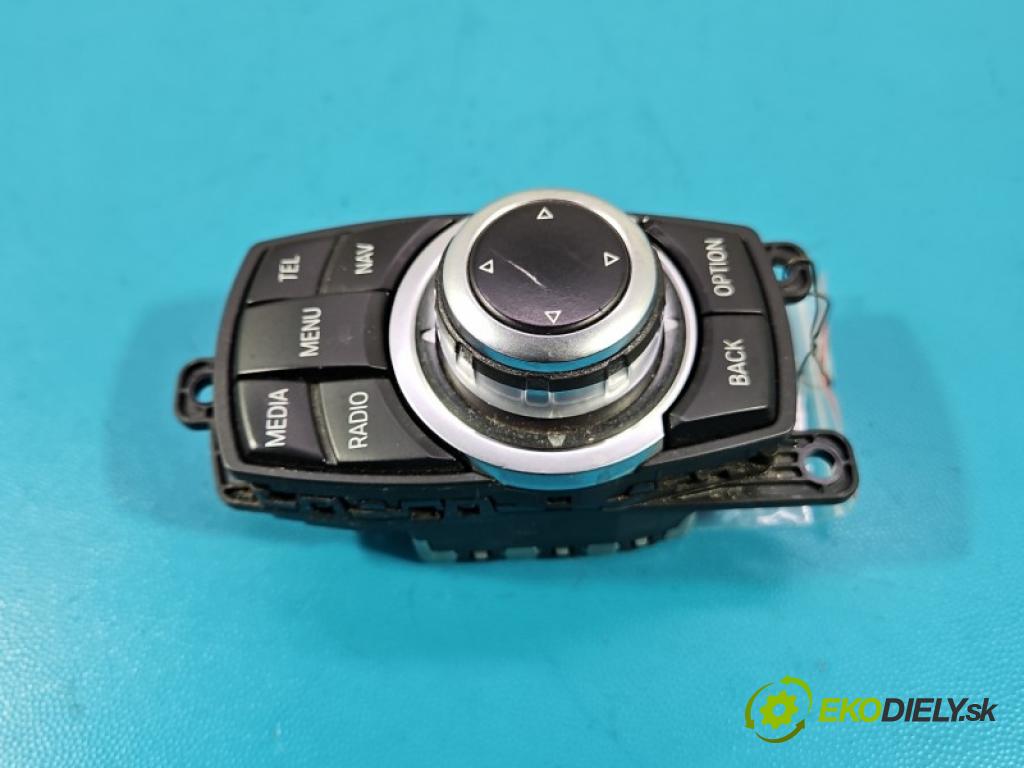 Bmw 1 F20 2011-2019 2.0d 184 hp manual 135 kW 1995 cm3 5- Přepínač rádia nebo navigace: 9267955