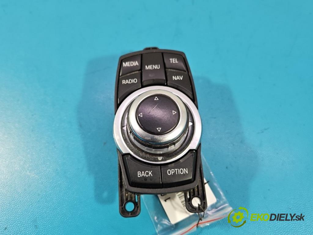 Bmw 1 F20 2011-2019 2.0d 184 hp manual 135 kW 1995 cm3 5- Přepínač rádia nebo navigace: 9267955