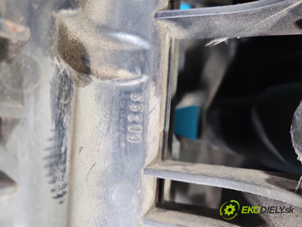 Mazda 5  2005-2010 2.0 16V 145 hp manual 107 kW 1999 cm3 5- potrubí sací LF60 (Sací potrubí)