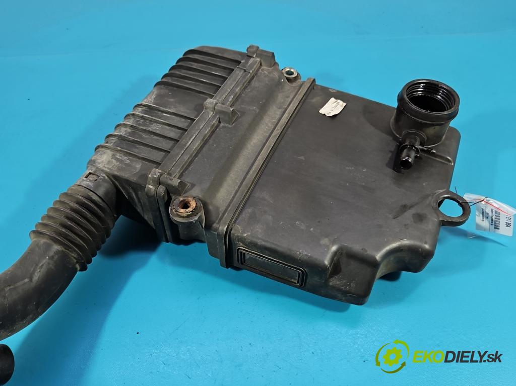 Fiat Linea 1.4 8v 77 HP manual 57 kW 1368 cm3 4- obal filtra vzduchu 51773400 (Obal vzduchového filtra)