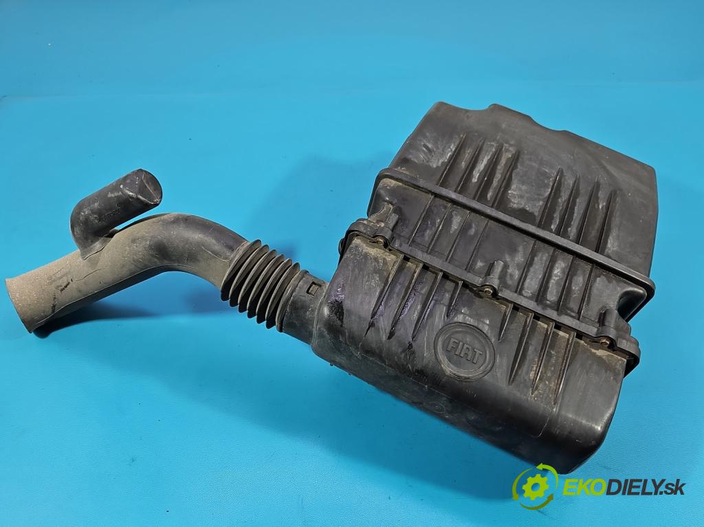 Fiat Linea 1.4 8v 77 HP manual 57 kW 1368 cm3 4- obal filtra vzduchu 51773400 (Obal vzduchového filtra)