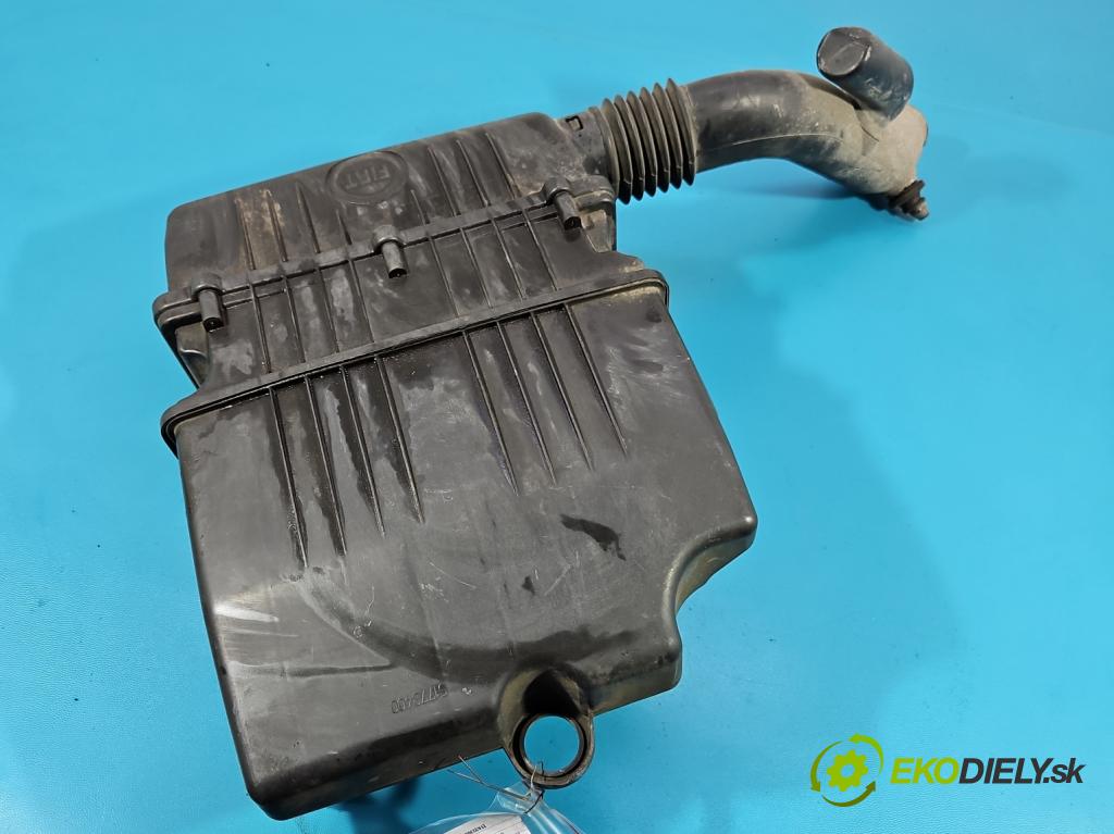 Fiat Linea 1.4 8v 77 HP manual 57 kW 1368 cm3 4- obal filtra vzduchu 51773400 (Obal vzduchového filtra)